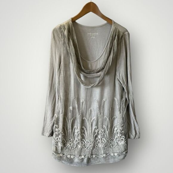 Soft Surroundings Tops - 🎉5 for $45🎉Soft Surrounding Top Blouse Shirt Size M Gray